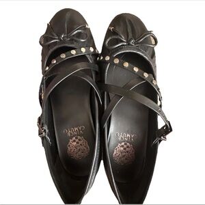 Vince Camuto Solah Womens Ballet Flats Black Studded Straps Bow Detail Size 8